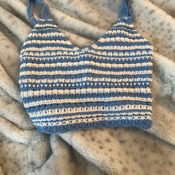 Hollister - Picture 1 of 3